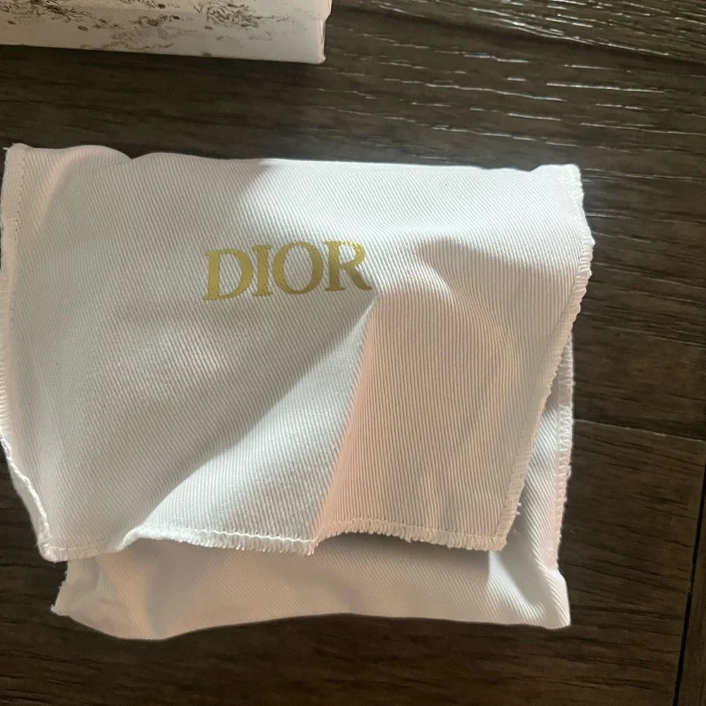 Dior medium saddle wallet